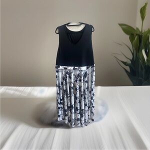 SHEIN Black and White Floral A-Line Maxi Dress